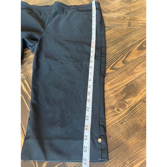 Chicos Black Neutral Cropped Capris Pants Women 14 Golf Performance Travel Daily - Picture 7 of 7